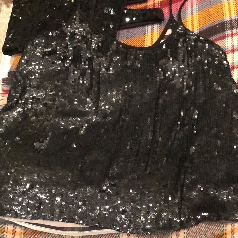 Erin kleinberg sequin spaghetti strap tank in S